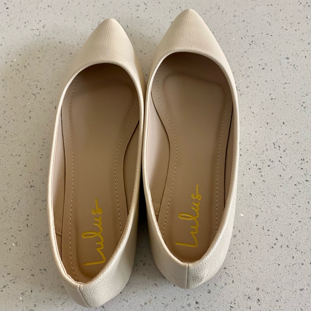 Lulus Holly Flats in Bone